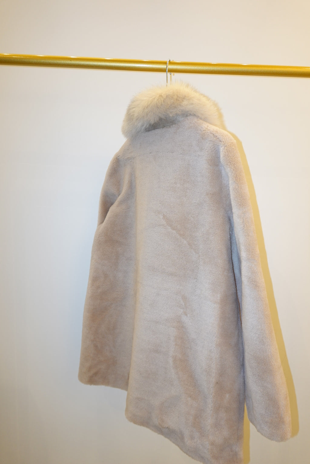 Beige sheep coat with fox fur 
