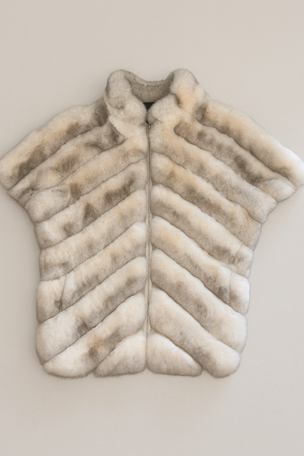 The  Barcelona Gilet in beige